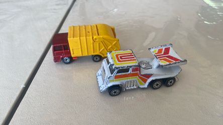 Vintage 1979 Matchbox Refuse Truck And 1980 Kenner Faxt IIIs Semi Truck #1027