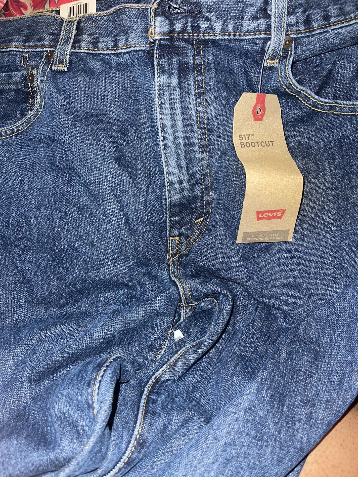NWT LEVIS 517 Bootcut Denims