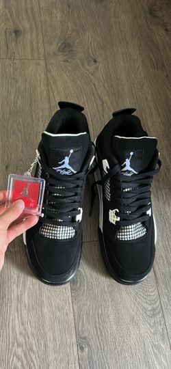 Air Jordan 4 Retro White Thunder