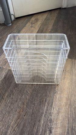 Make up organizer