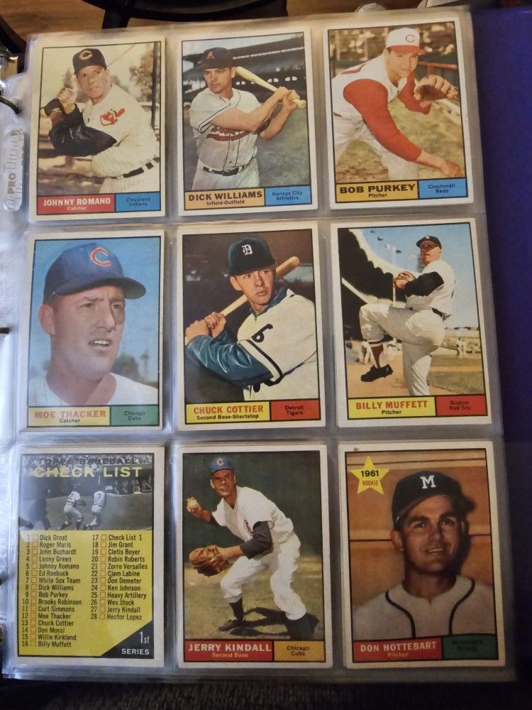 108 -- 1961 VINTAGE TOPPS BASEBALL CARDS EX MT