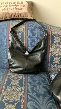 PERLINA.     Soft leather Bag