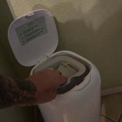 Diaper Genie 