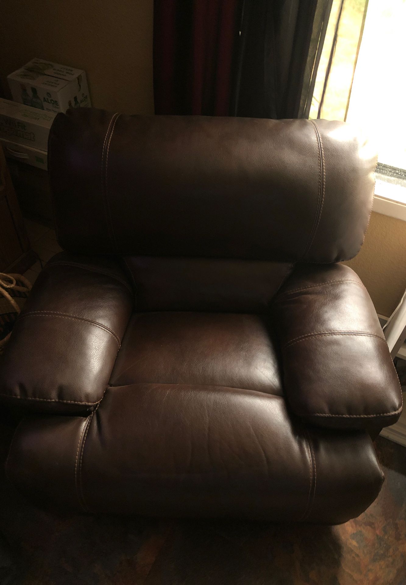 Large Recliner for Sale in Ridgefield, WA OfferUp