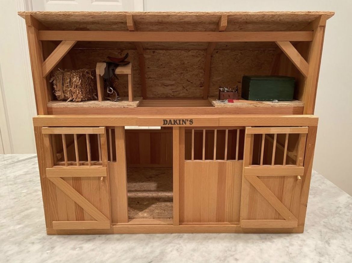 DAKIN’S Miniature Horse Barn for Breyer horses, genuine leather saddle, and more