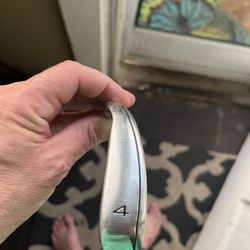 Rogue ST Max 4 Iron +1 