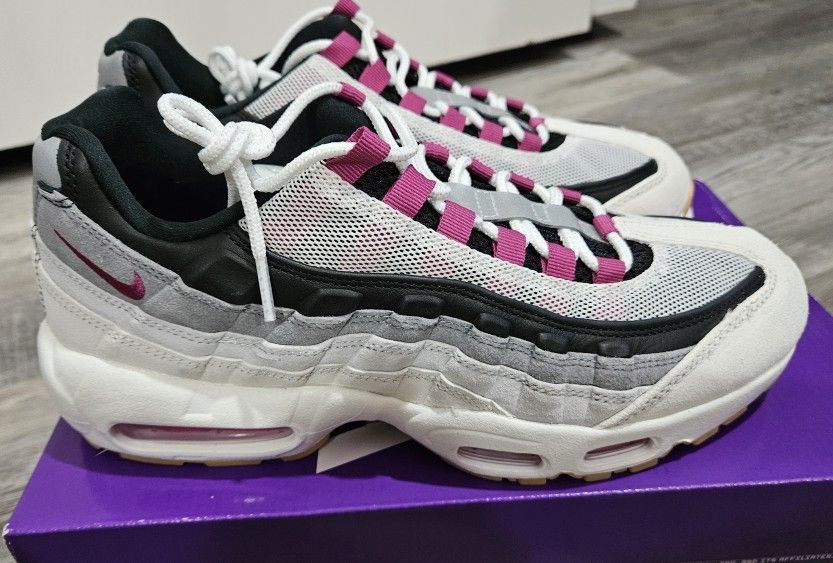 Nike SB Air Max 95 Men\'s 9.5 Women\'s 11