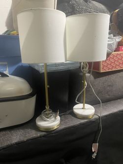 2 Lamps 