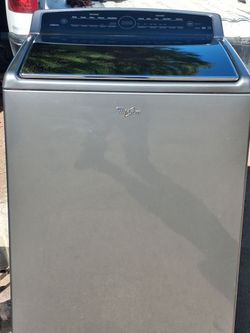 Whirlpool Cabrio Top-Load Washing Machine