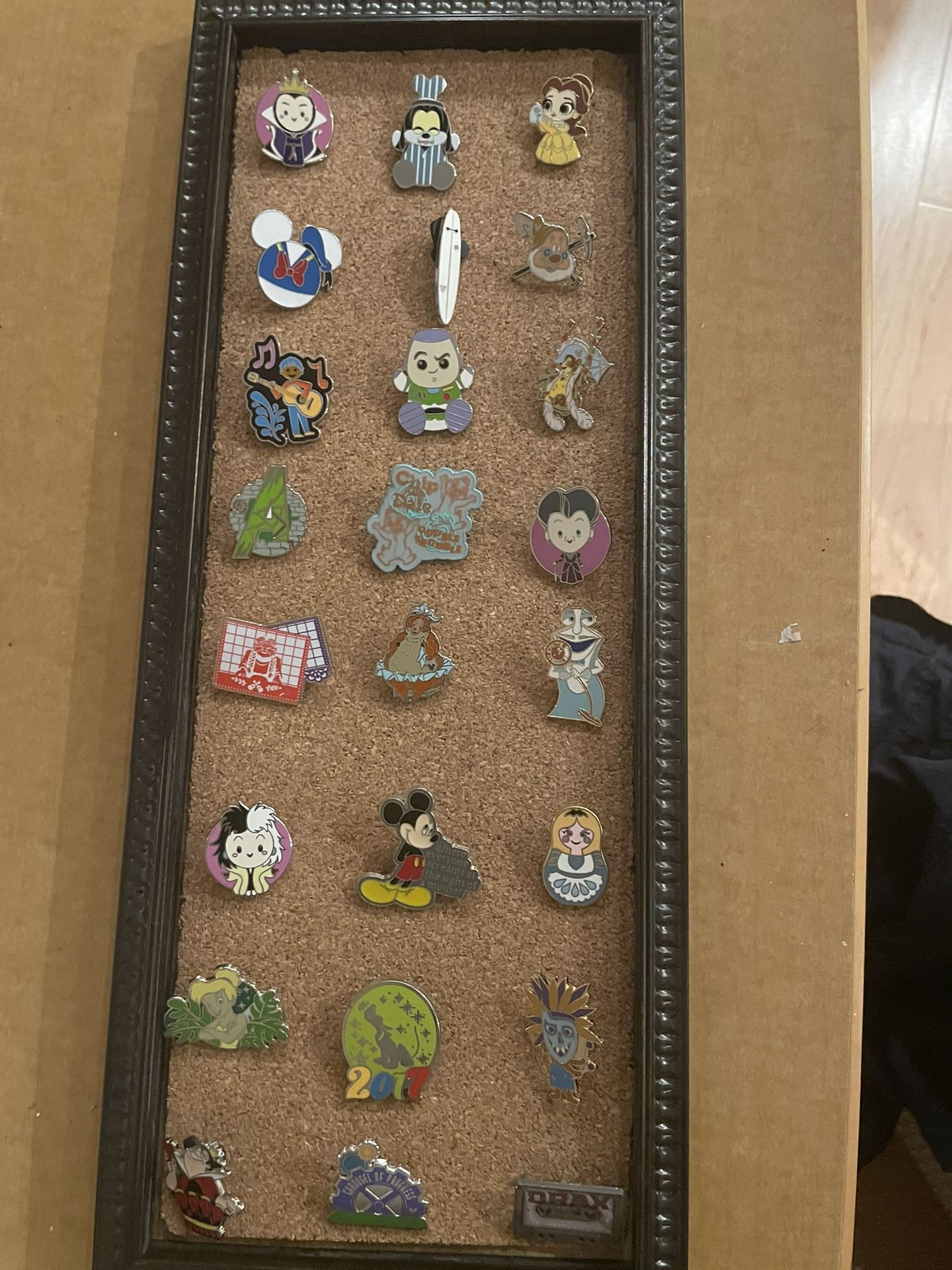 AUTHENTIC Disney Pins