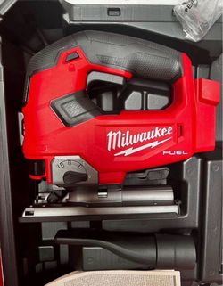 Milwaukee M18 FUEL 18V Lithium-Ion Brushless Cordless D-Handle Jig Saw ( Tool-Only)