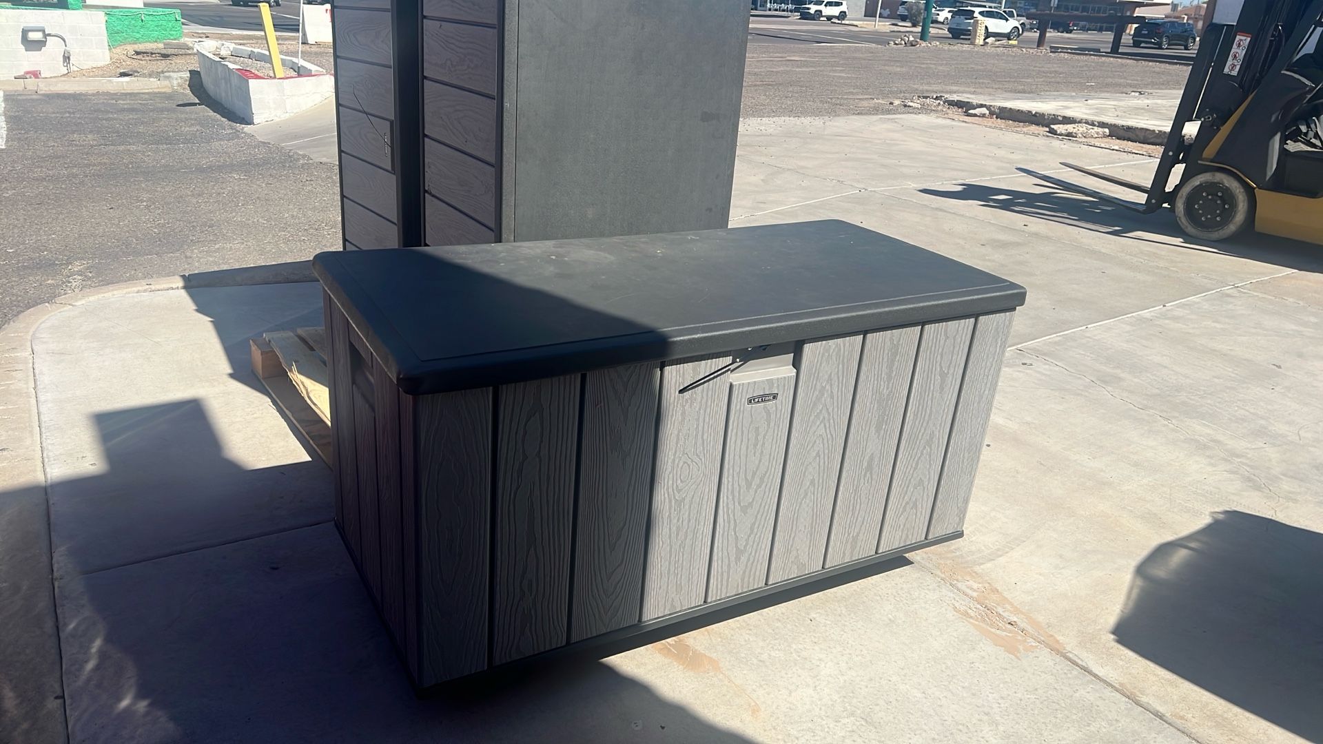 Lifetime Storage Deck Boxes (pallet Just Came In)