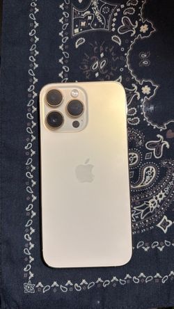 iPhone pro max 15