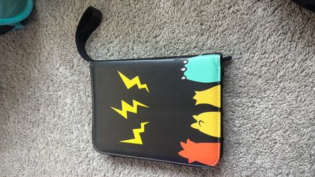 Pokémon card folder