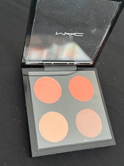 MAC 4-Pan Blush Palette. Brand new