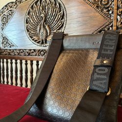 Ferragamo Leather Messenger Bag Gancini 