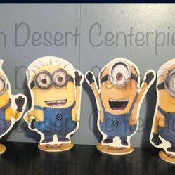 MINIONS CENTERPIECES
