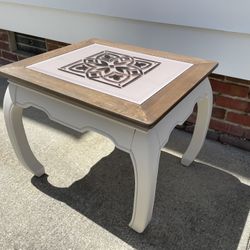 Nightstand/Accent Table/End Table