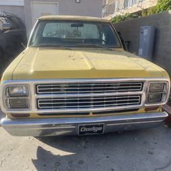 1979 Dodge D100