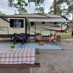 2017 Keystone Denali m2901rl