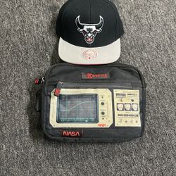Chest Bag And Chicago Bull SnapBack 