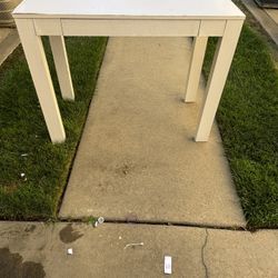 Mini white desk