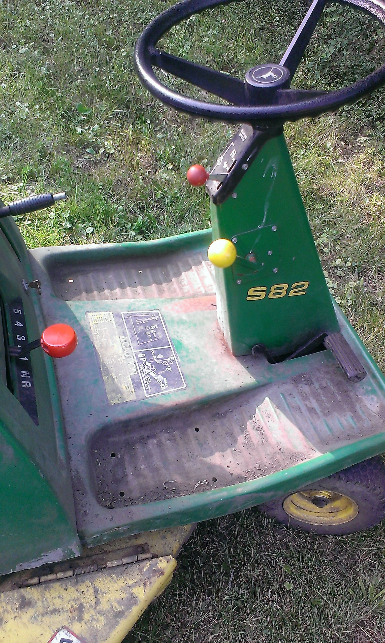 John deere mower tractor s82 for Sale in Zion IL OfferUp