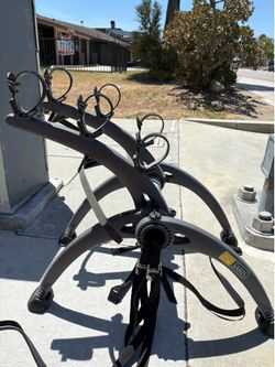 Saris Bone 3 bike rack good condition