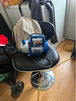 Vacuum pump