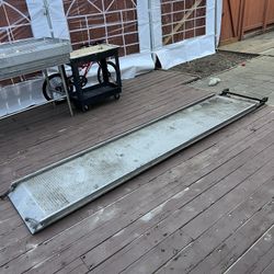 Truck loading ramp / rampa de carga / box truck ramp / moving ramp