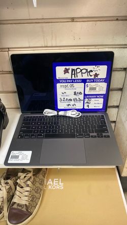 Apple laptop