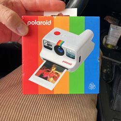 Polaroid Go Instant Camera