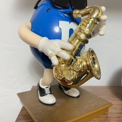 M&M Blues Cafe Saxophone Player