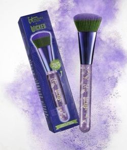Wicked Limited Edition Foundation Brush Purple