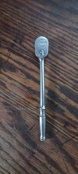 Snap on ratchet