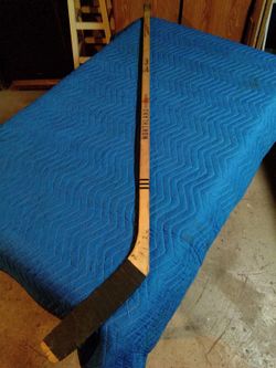 Bobby Hull "The Golden Jet" Hockey Stick (Game Used)