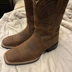 Men’s Ariat Cowboy Boots Size 10D
