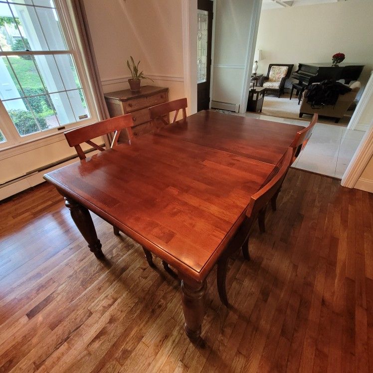 Cherry Dining Table with leaf extension and 4 chairs
