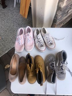 Converse, Vans, etc.
