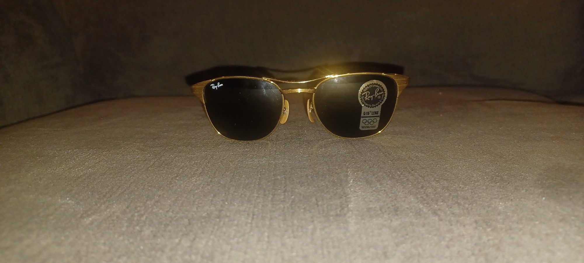Vintage 1990s Gold platted Rayban Signets 52□19 New without Case! Will negotiate/or best offer!
