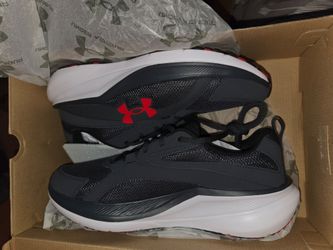 BRAND NEW UNDER ARMOUR MEN SHOES
