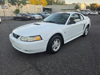 2000 Ford Mustang