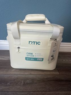 RTIC 30-Can Ultra-Tough Soft Cooler – Ivory – New