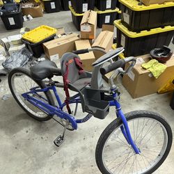 Beach cruiser with child seat