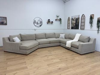 Living Spaces Sectional Couch Free Delivery