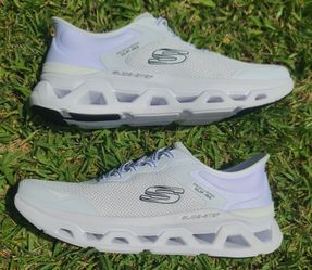 SKECHERS mens shoes , size 12, NEW