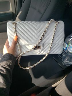 White Purse 👛