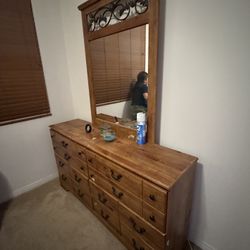Drawer With Mirror And Queen Headboard