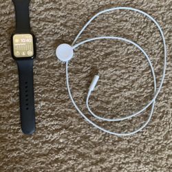 Apple Watch SE & Charger (Must Be Picked Up) Flexible Price