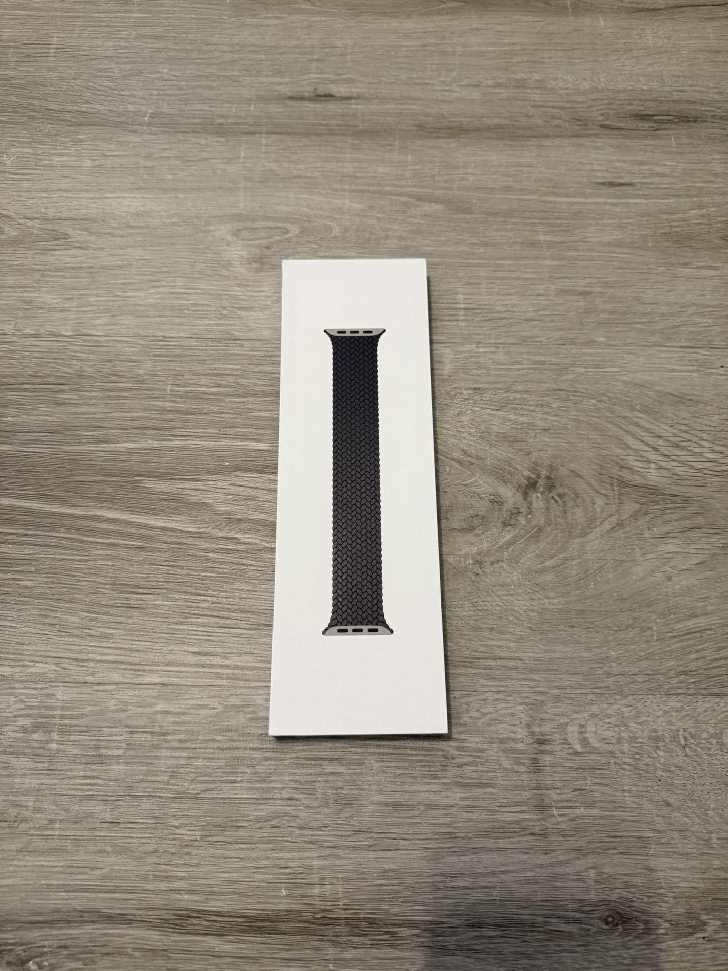 Apple Watch 45mm Midnight Braided Solo Loop Size 4